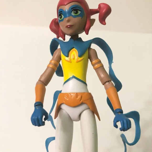 Mysticons  Action Figure Piper 6.5 Inch Figure Playmates - Picture 10 of 15